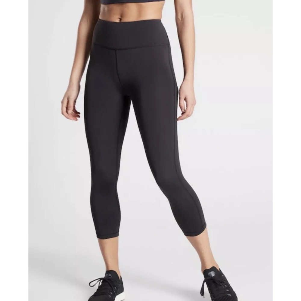 Athleta Ultimate Stash Pocket Capri Size Small #531264